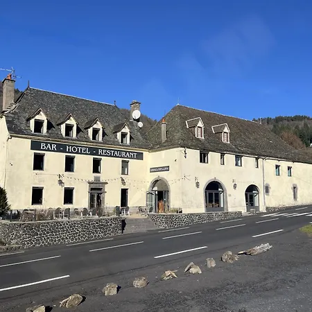 Gite-auberge Du Pont De Lanau Hotel