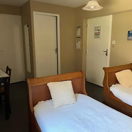 Gite-auberge Du Pont De Lanau Hotel 2*